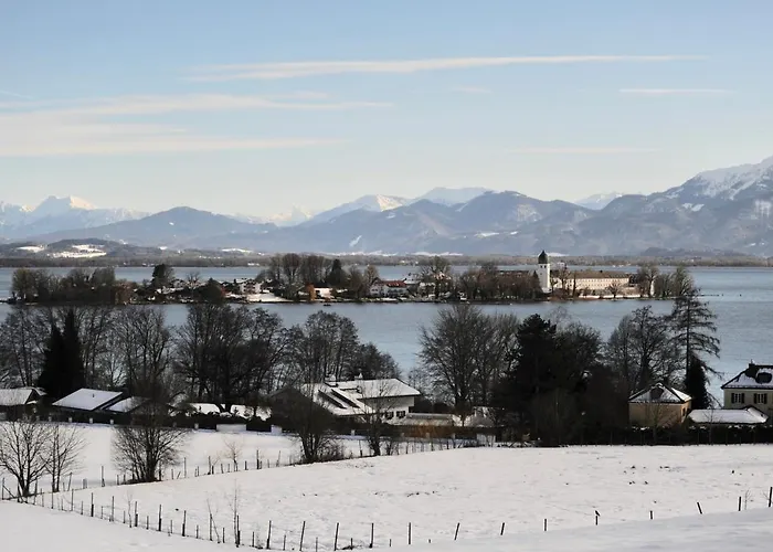 Zuhaeusl Am Chiemsee *